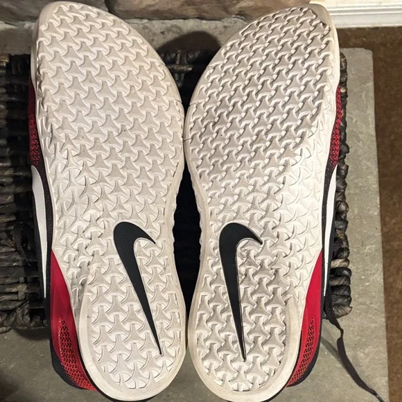 Nike men’s Met Con Running Shoes Size 9.5 - Picture 6 of 7